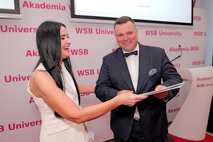 Zdjęcie nr 53 z galerii Radośnie, wzniośle i symbolicznie. Kolejne święto Akademii WSB