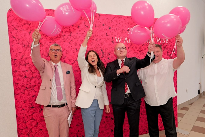 Zdjęcie nr 13 z galerii Radośnie, wzniośle i symbolicznie. Kolejne święto Akademii WSB