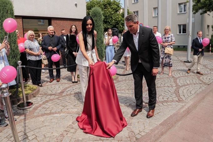 Zdjęcie nr 80 z galerii Radośnie, wzniośle i symbolicznie. Kolejne święto Akademii WSB