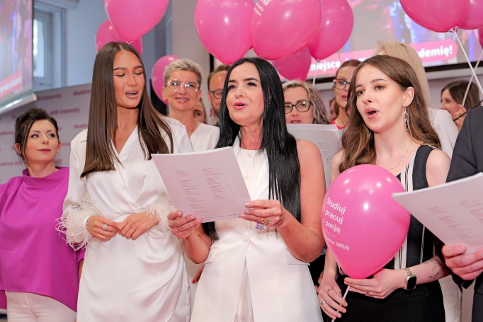 Zdjęcie nr 1 z galerii Radośnie, wzniośle i symbolicznie. Kolejne święto Akademii WSB