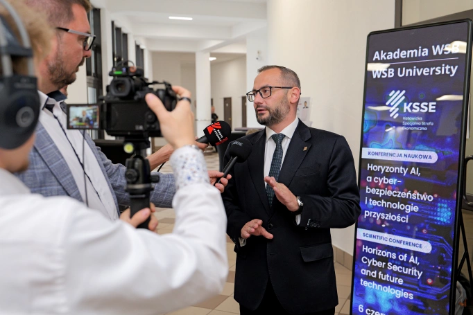 Zdjęcie nr 6 z galerii Conference on Artificial Intelligence and Cybersecurity