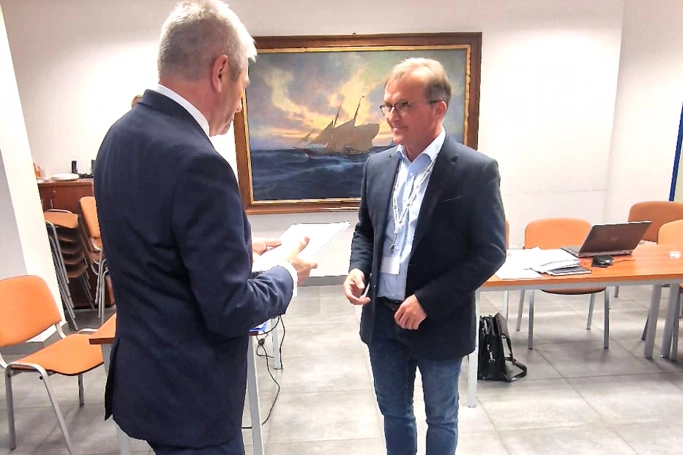 Zdjęcie nr 7 z galerii Preparing Local Authorities for Crisis