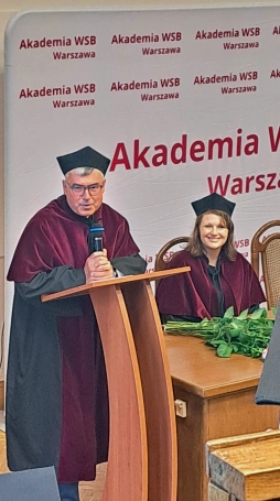 Zdjęcie nr 6 z galerii Nowy Rozdział: Absolwenci Wszechnicy Polskiej świętują w barwach Akademii WSB