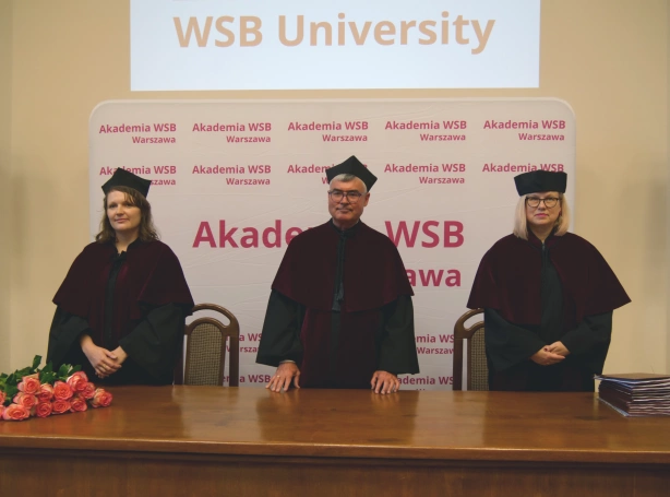 Zdjęcie nr 4 z galerii Nowy Rozdział: Absolwenci Wszechnicy Polskiej świętują w barwach Akademii WSB