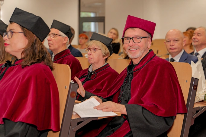 Zdjęcie nr 10 z galerii Prof. Marek Kwiek Doktorem Honoris Causa Akademii WSB 