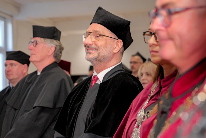 Zdjęcie nr 17 z galerii Prof. Marek Kwiek Doktorem Honoris Causa Akademii WSB 