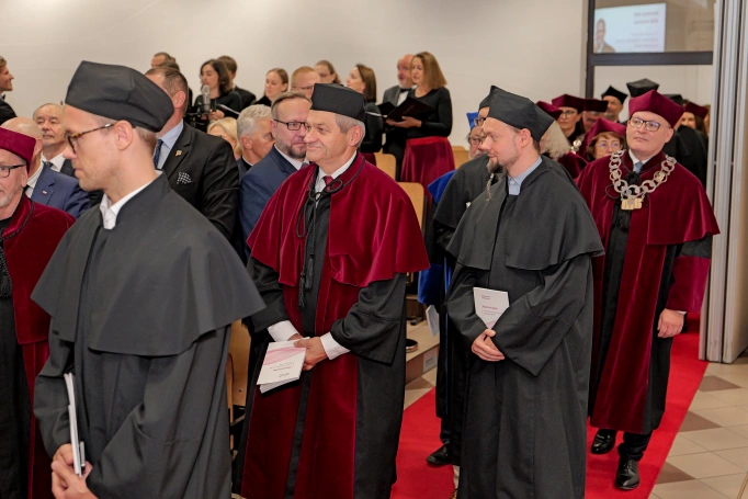 Zdjęcie nr 4 z galerii Prof. Marek Kwiek Doktorem Honoris Causa Akademii WSB 