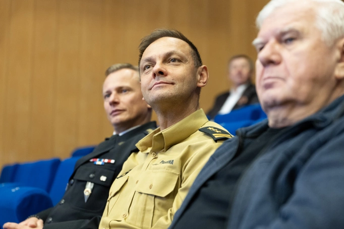 Zdjęcie nr 15 z galerii Bezpieczeństwo w XXI wieku: nauka, praktyka i odpowiedzialność na Konferencji AWSB w Katowicach