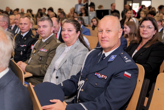 Zdjęcie nr 7 z galerii Wiedza, wartości, relacje. Inauguracja roku akademickiego w Akademii WSB