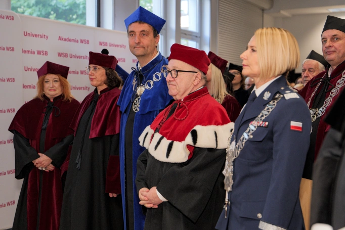 Zdjęcie nr 18 z galerii Wiedza, wartości, relacje. Inauguracja roku akademickiego w Akademii WSB