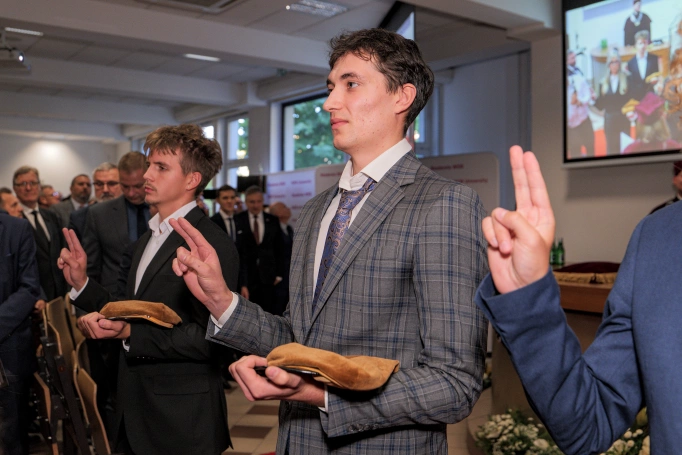 Zdjęcie nr 33 z galerii Wiedza, wartości, relacje. Inauguracja roku akademickiego w Akademii WSB