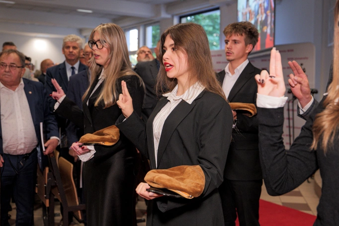 Zdjęcie nr 34 z galerii Wiedza, wartości, relacje. Inauguracja roku akademickiego w Akademii WSB