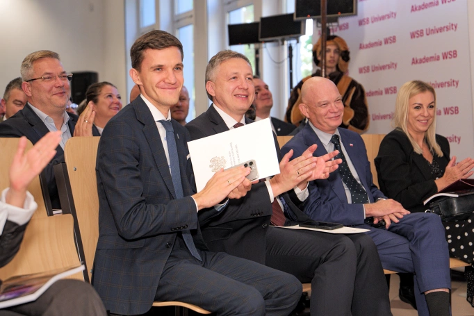 Zdjęcie nr 46 z galerii Wiedza, wartości, relacje. Inauguracja roku akademickiego w Akademii WSB