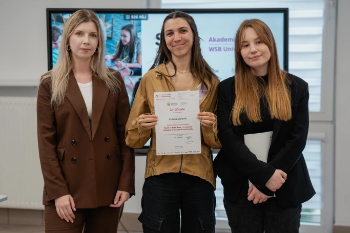 Zdjęcie nr 6 z galerii Międzynarodowy projekt „Youth vs Fake News” w Akademii WSB - ogromny sukces!