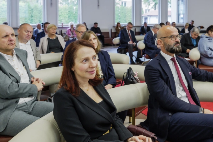 Zdjęcie nr 5 z galerii Święto nauki i innowacji w Akademii WSB