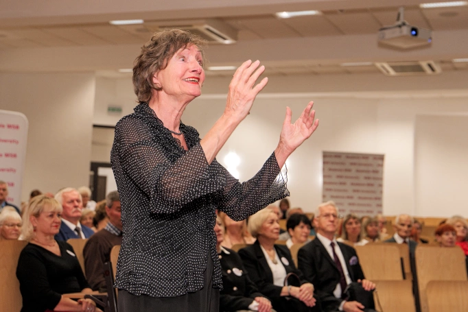 Zdjęcie nr 20 z galerii   Inauguracja Roku Akademickiego 2025/2026 Uniwersytetu Trzeciego Wieku Akademii WSB w Dąbrowie Górniczej 