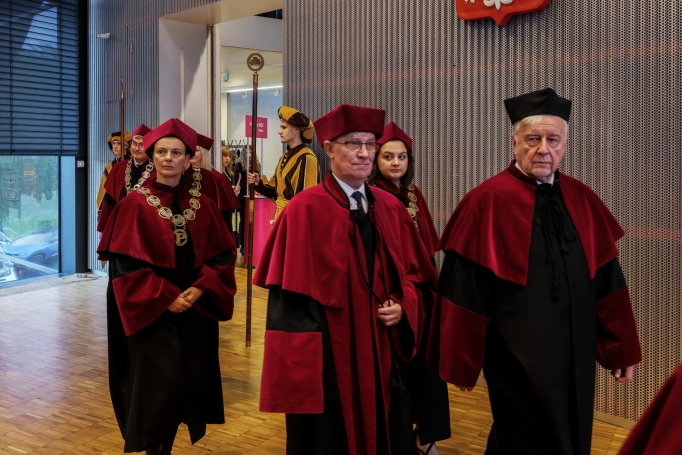 Zdjęcie nr 36 z galerii Inauguracja roku akademickiego w Akademii WSB w Krakowie