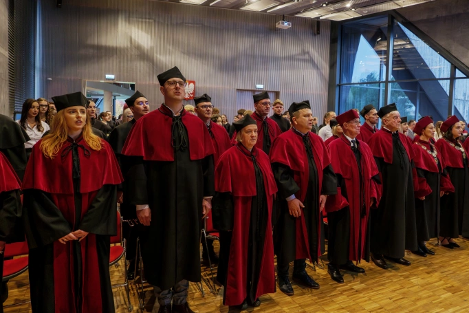 Zdjęcie nr 41 z galerii Inauguracja roku akademickiego w Akademii WSB w Krakowie