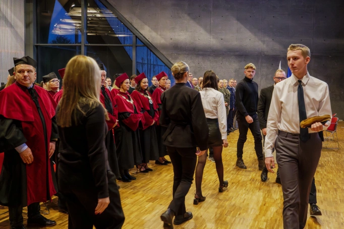 Zdjęcie nr 7 z galerii Inauguracja roku akademickiego w Akademii WSB w Krakowie