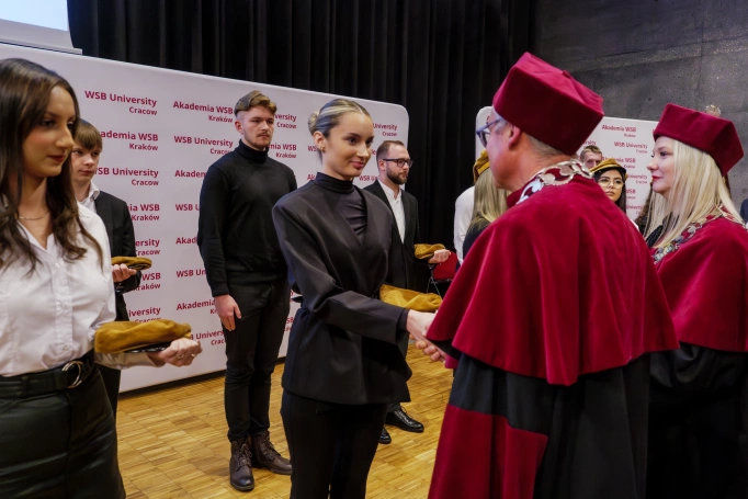 Zdjęcie nr 16 z galerii Inauguracja roku akademickiego w Akademii WSB w Krakowie