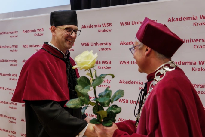 Zdjęcie nr 80 z galerii Inauguracja roku akademickiego w Akademii WSB w Krakowie