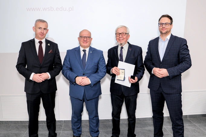 Zdjęcie nr 22 z galerii Rozmowy o przyszłości rynku pracy w Akademii WSB 