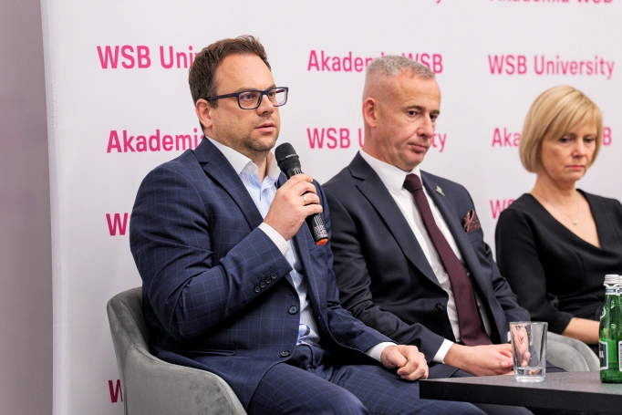 Zdjęcie nr 30 z galerii Rozmowy o przyszłości rynku pracy w Akademii WSB 