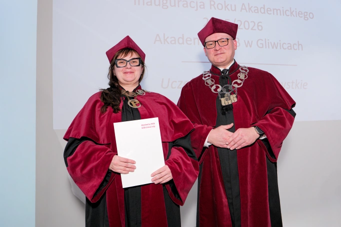 Zdjęcie nr 43 z galerii Rok akademicki 2025/2026 rozpoczęty w Akademii WSB w Gliwicach