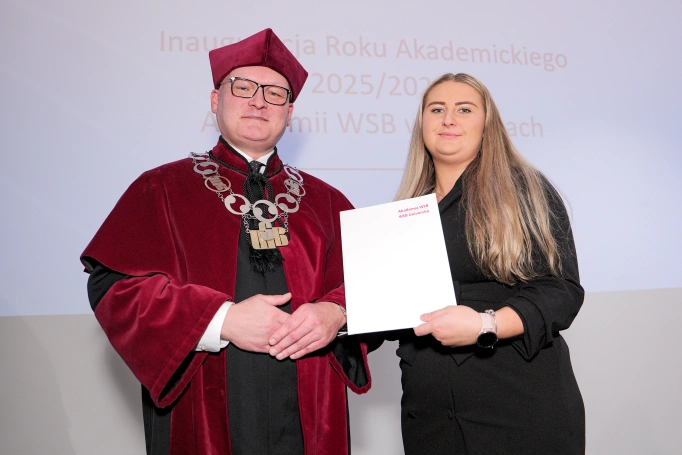 Zdjęcie nr 46 z galerii Rok akademicki 2025/2026 rozpoczęty w Akademii WSB w Gliwicach