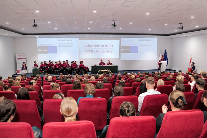 Zdjęcie nr 50 z galerii Rok akademicki 2025/2026 rozpoczęty w Akademii WSB w Gliwicach