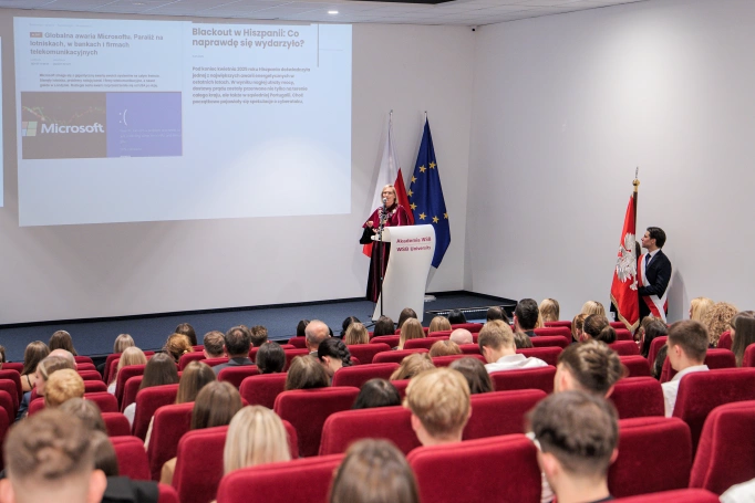 Zdjęcie nr 51 z galerii Rok akademicki 2025/2026 rozpoczęty w Akademii WSB w Gliwicach