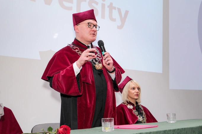Zdjęcie nr 55 z galerii Rok akademicki 2025/2026 rozpoczęty w Akademii WSB w Gliwicach
