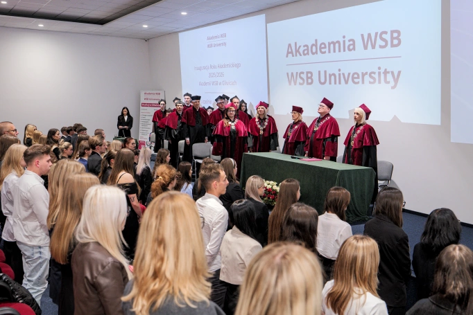 Zdjęcie nr 10 z galerii Rok akademicki 2025/2026 rozpoczęty w Akademii WSB w Gliwicach