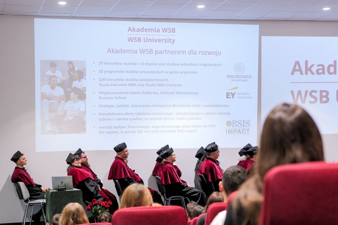 Zdjęcie nr 25 z galerii Rok akademicki 2025/2026 rozpoczęty w Akademii WSB w Gliwicach