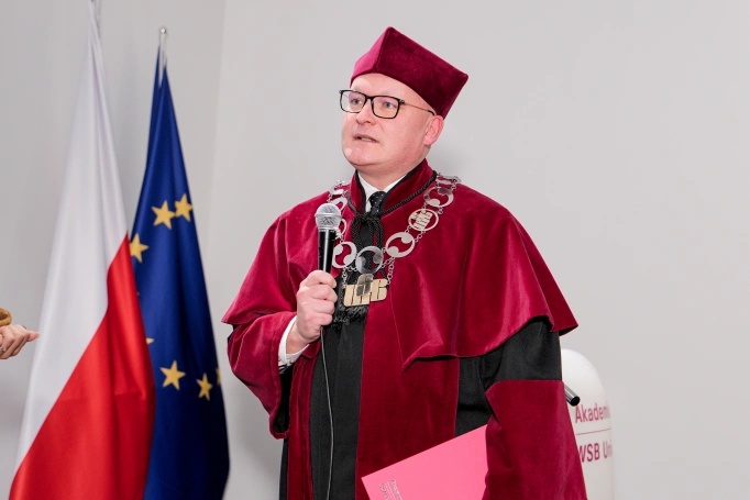 Zdjęcie nr 33 z galerii Rok akademicki 2025/2026 rozpoczęty w Akademii WSB w Gliwicach