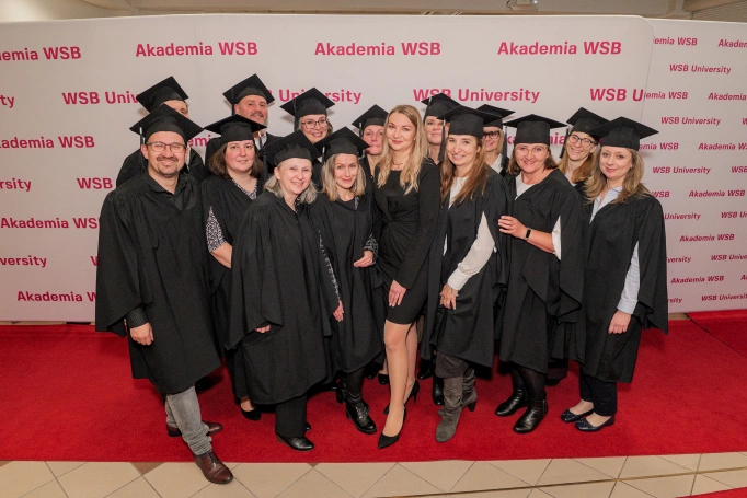 Zdjęcie nr 14 z galerii Gala Akademicka Studiów Podyplomowych Akademii WSB 