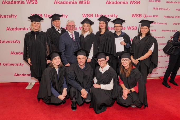 Zdjęcie nr 16 z galerii Gala Akademicka Studiów Podyplomowych Akademii WSB 