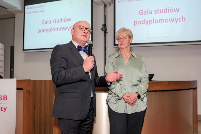 Zdjęcie nr 6 z galerii Gala Akademicka Studiów Podyplomowych Akademii WSB 