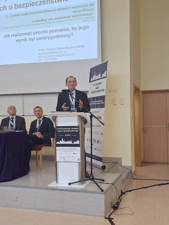 Zdjęcie nr 9 z galerii Bezpieczeństwo w centrum uwagi. Akademia WSB współtworzyła III Kongres Nauk o Bezpieczeństwie