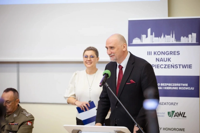 Zdjęcie nr 3 z galerii Bezpieczeństwo w centrum uwagi. Akademia WSB współtworzyła III Kongres Nauk o Bezpieczeństwie