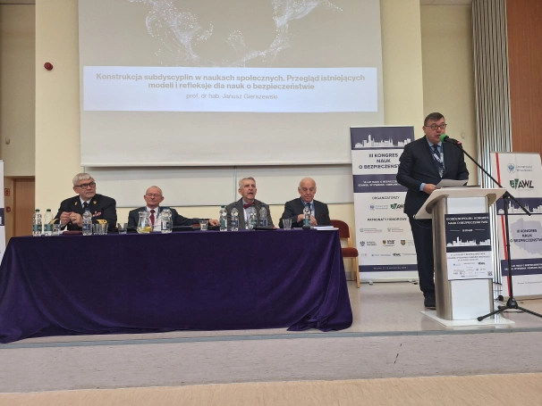 Zdjęcie nr 7 z galerii Bezpieczeństwo w centrum uwagi. Akademia WSB współtworzyła III Kongres Nauk o Bezpieczeństwie