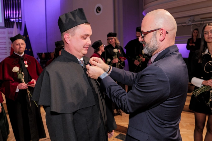 Zdjęcie nr 9 z galerii Nauka z uznaniem – Medale Komisji Edukacji Narodowej dla Akademii WSB