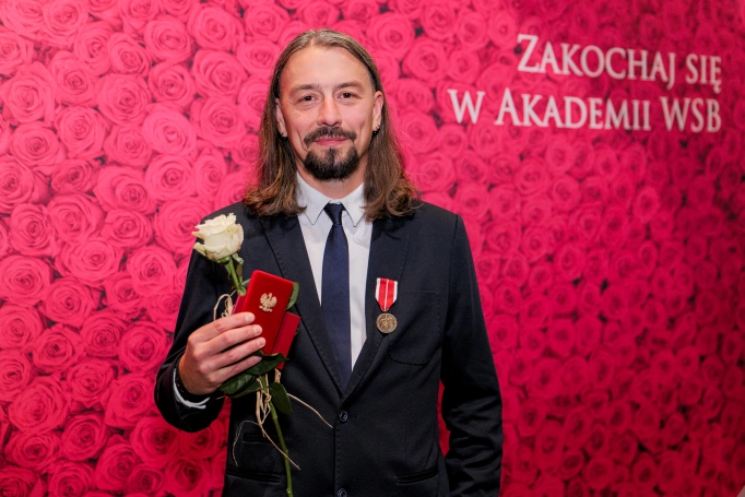 Zdjęcie nr 14 z galerii Nauka z uznaniem – Medale Komisji Edukacji Narodowej dla Akademii WSB