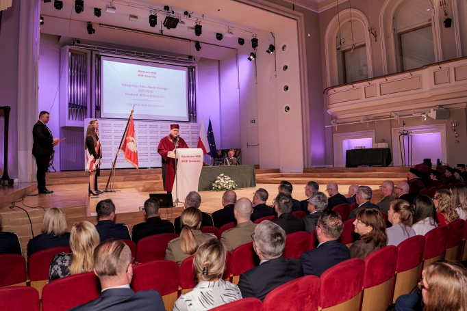 Zdjęcie nr 32 z galerii Inauguracja Roku Akademickiego 2025/2026 Akademii WSB w Katowicach   