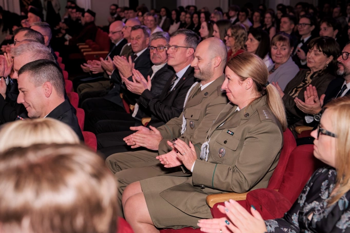 Zdjęcie nr 6 z galerii Inauguracja Roku Akademickiego 2025/2026 Akademii WSB w Katowicach   