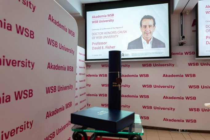 Zdjęcie nr 2 z galerii Prof. David E. Fisher Awarded the Title of Doctor Honoris Causa of the WSB University