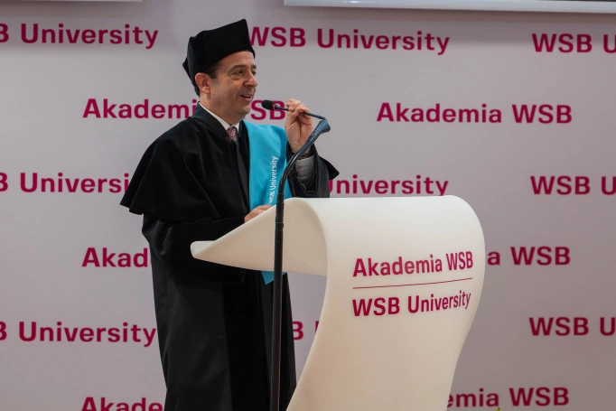 Zdjęcie nr 33 z galerii Prof. David E. Fisher Awarded the Title of Doctor Honoris Causa of the WSB University