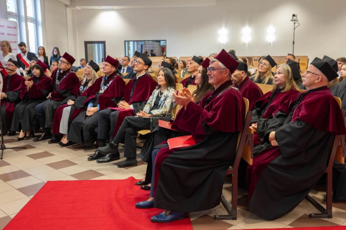 Zdjęcie nr 36 z galerii Prof. David E. Fisher Awarded the Title of Doctor Honoris Causa of the WSB University