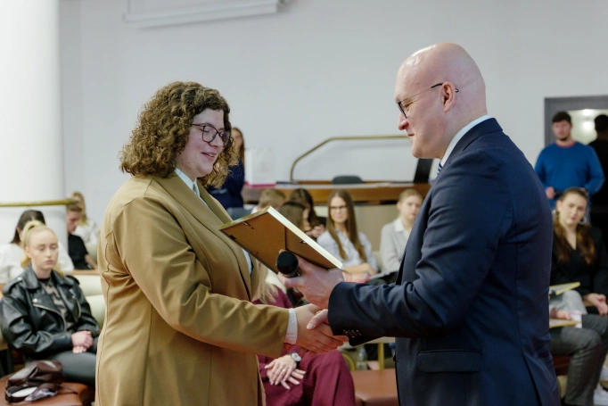 Zdjęcie nr 14 z galerii Akademia WSB wspiera najzdolniejszych studentów w rozwoju naukowym i zawodowym