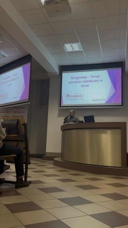 Zdjęcie nr 7 z galerii WYKŁĄD UTW - "Kręgosłup - Twoje poczucie stabliności w życiu" - Marcin Lis